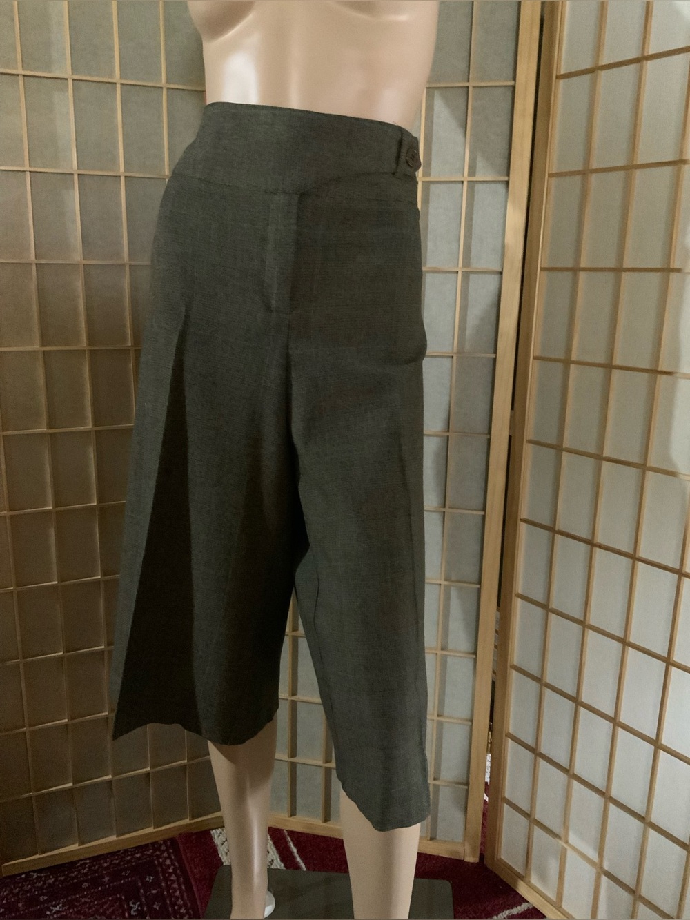 High-Waist Wide-Leg Cropped Trousers in brown/tan plaid.